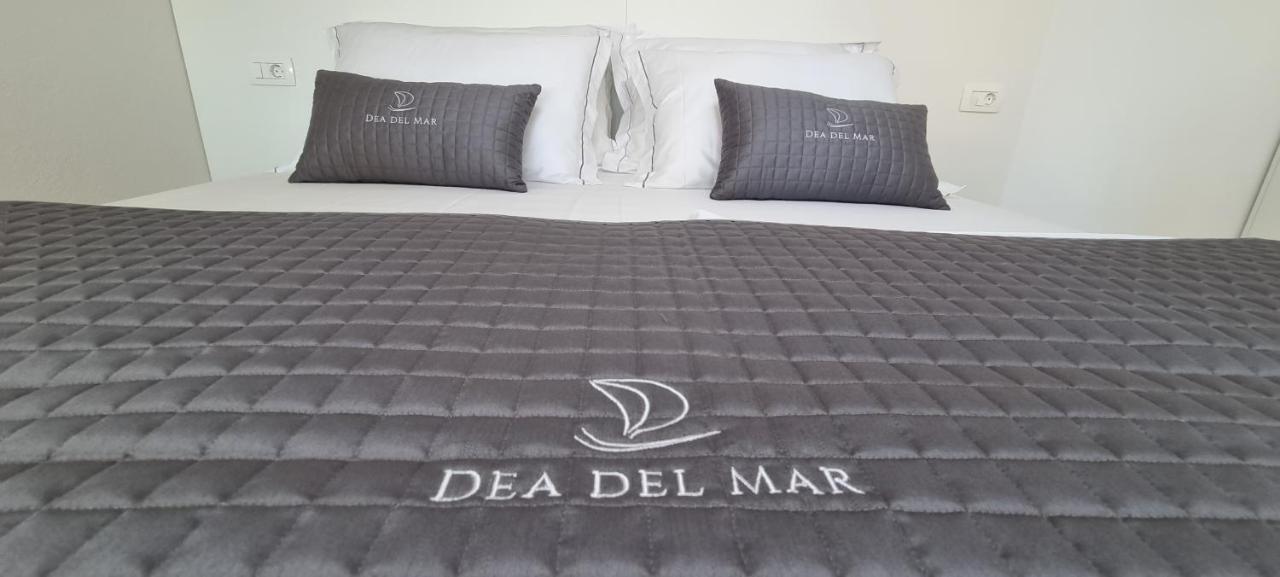 Dea Del Mar Apartments Izola Buitenkant foto