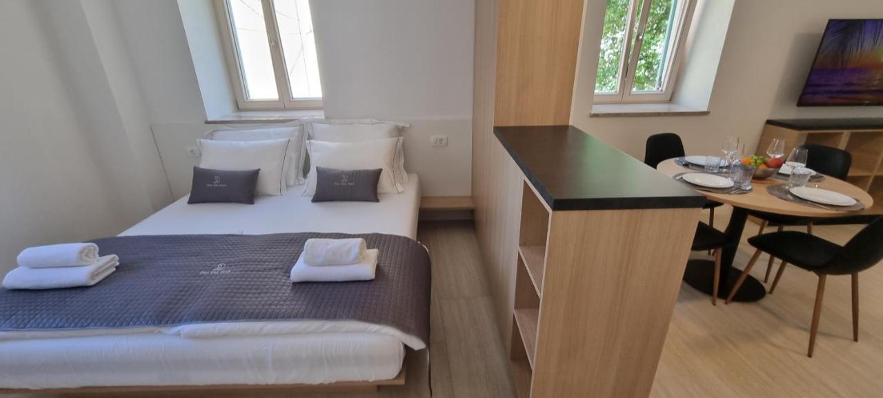 Dea Del Mar Apartments Izola Buitenkant foto