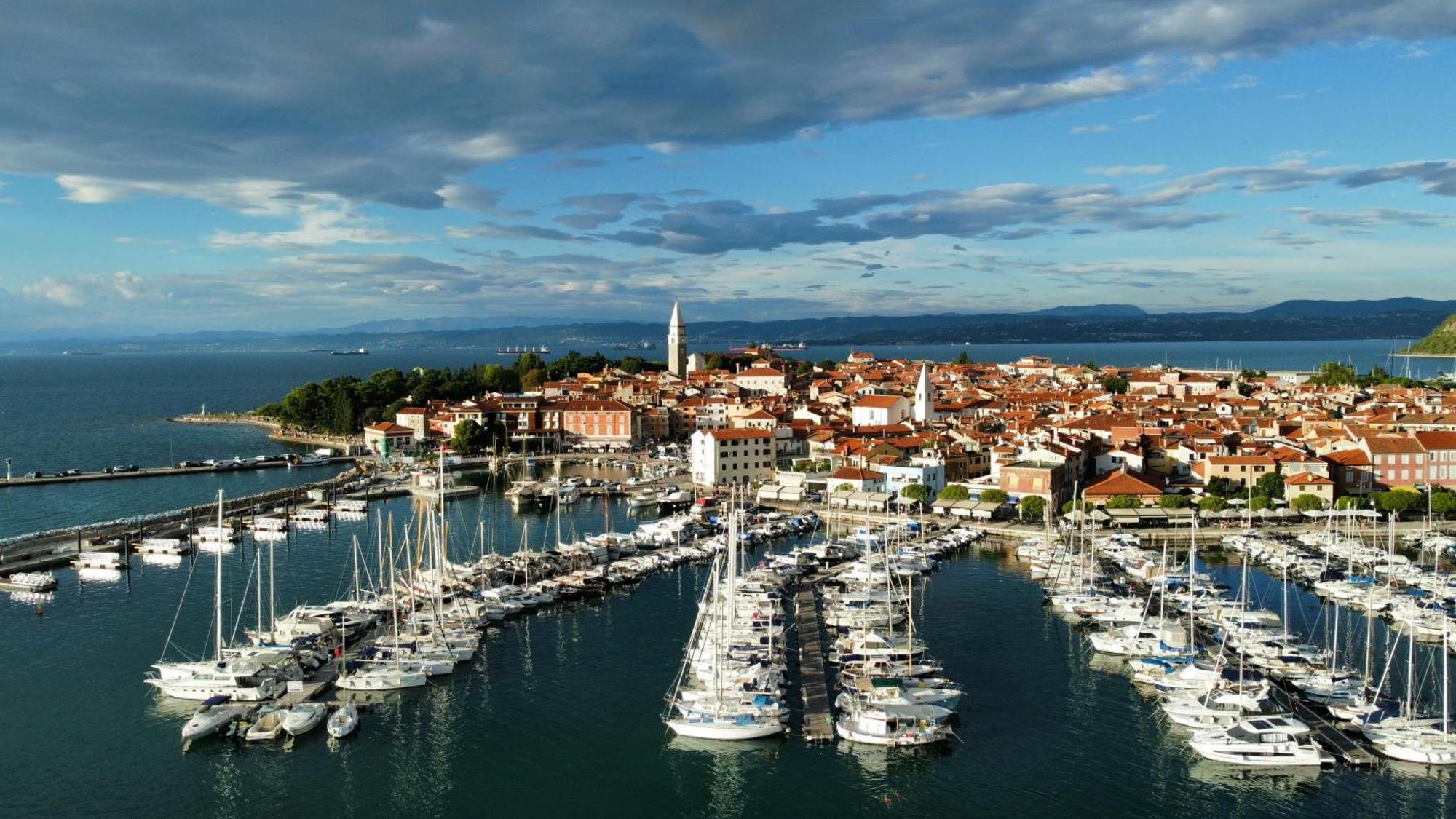 Dea Del Mar Apartments Izola Buitenkant foto