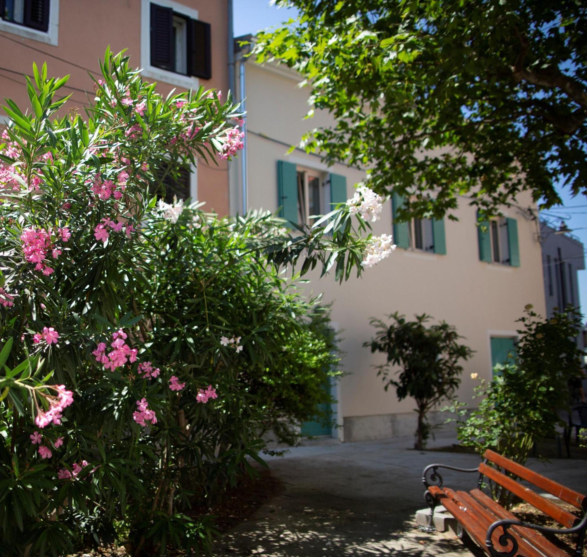 Dea Del Mar Apartments Izola Buitenkant foto